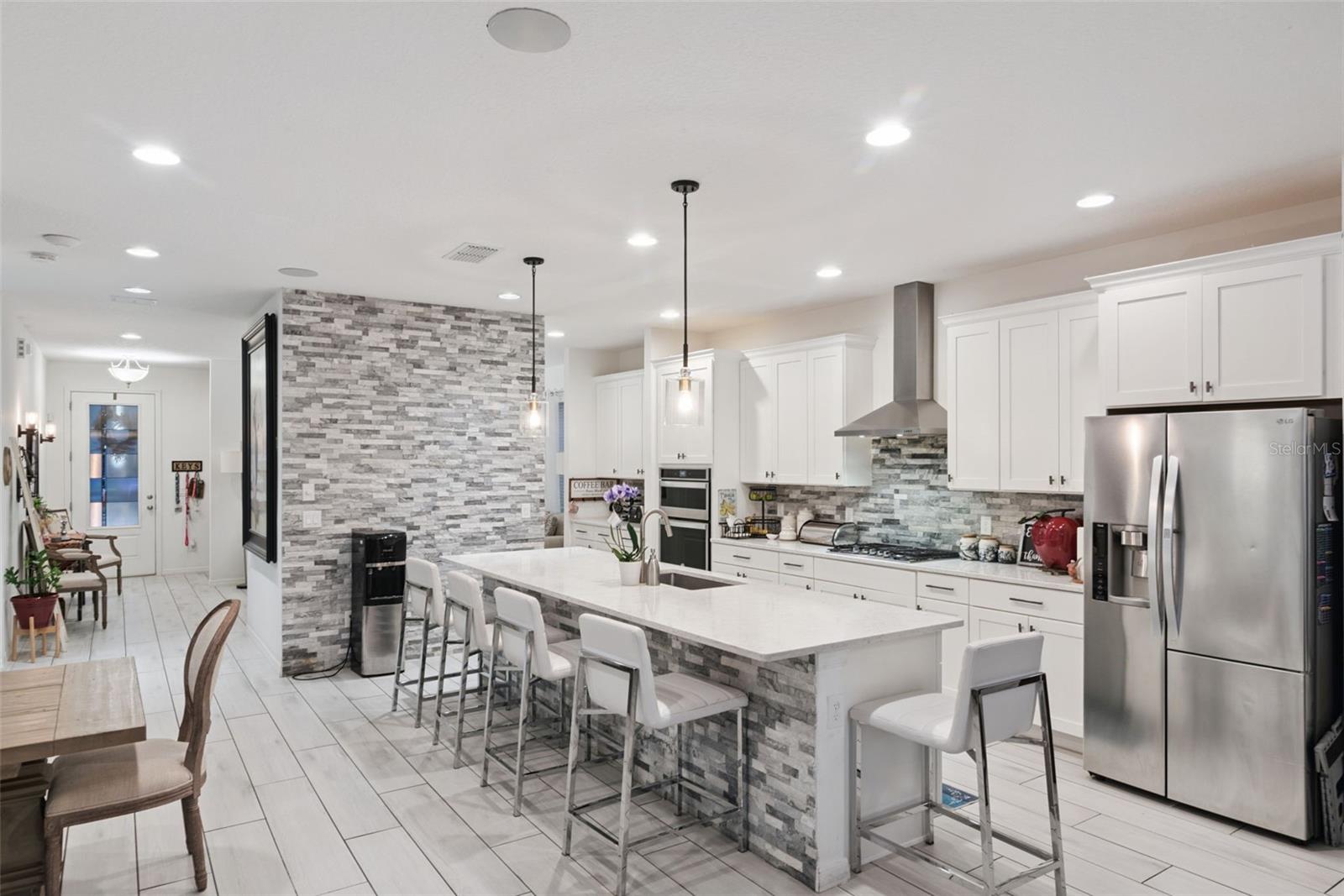 LATHAM PARK SOUTH - Residential