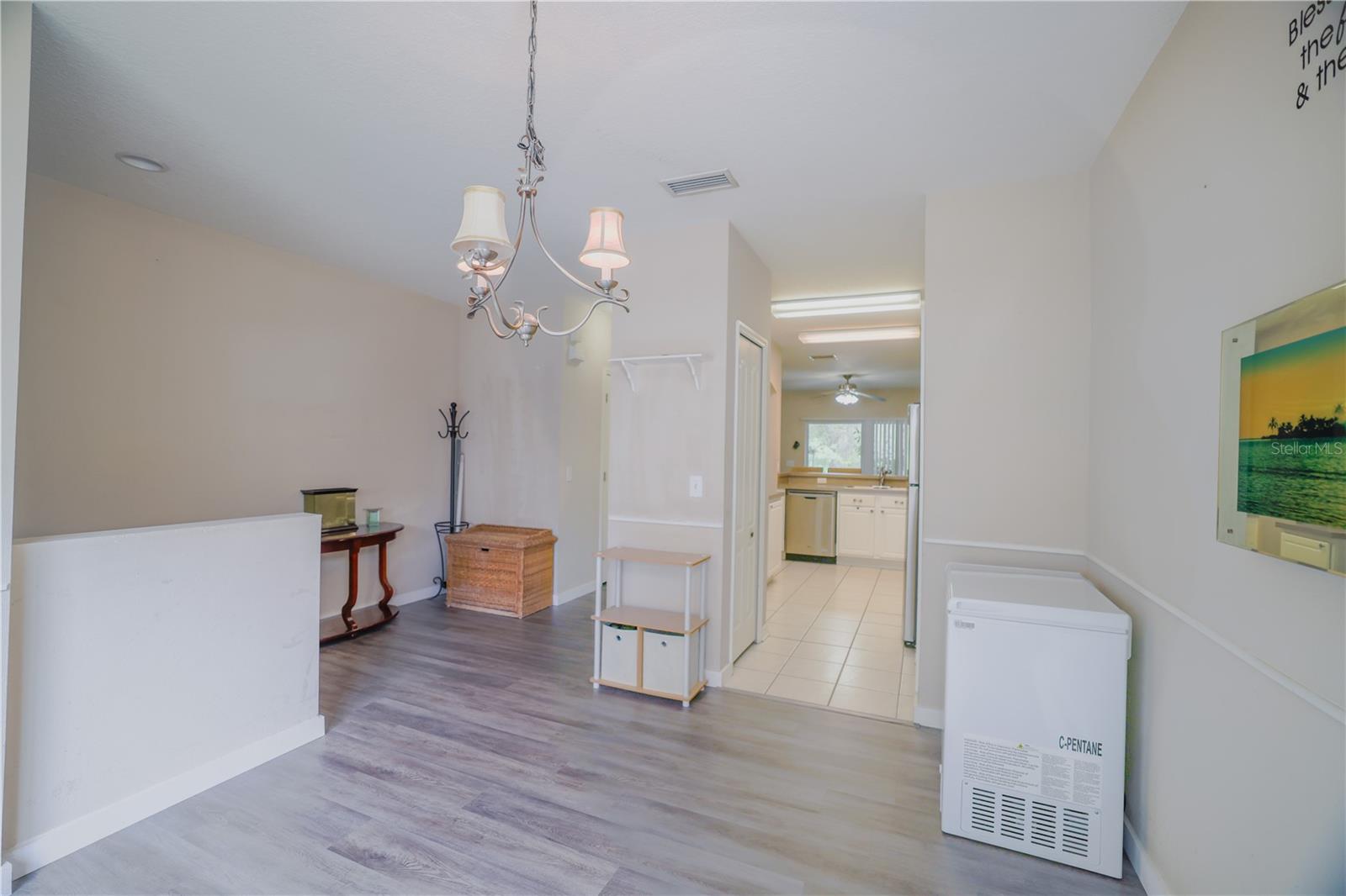 FISHHAWK RANCH TWNHMS PH - Residential