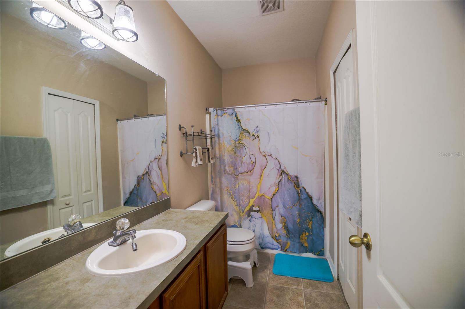 FISHHAWK RANCH TWNHMS PH - Residential