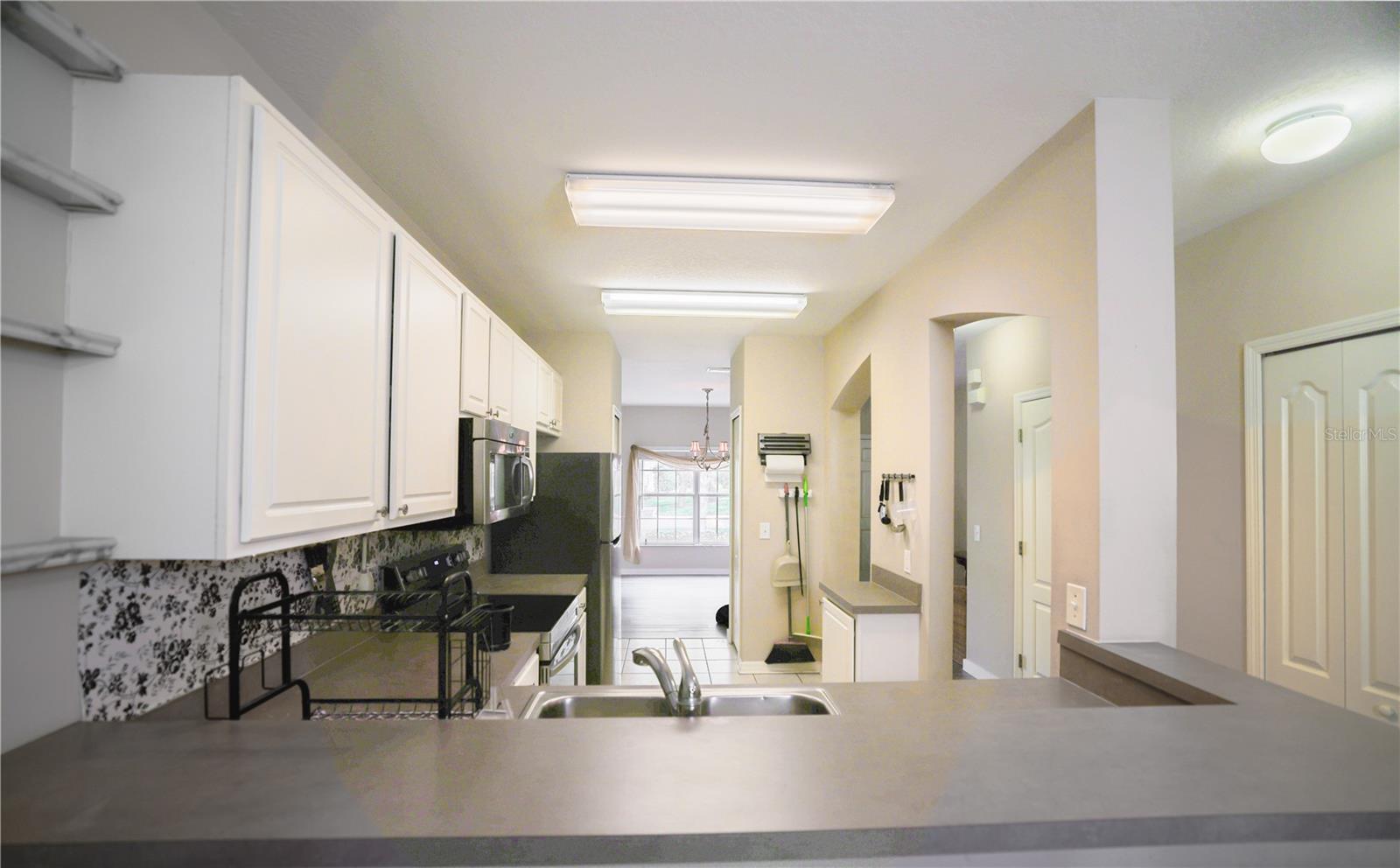 FISHHAWK RANCH TWNHMS PH - Residential