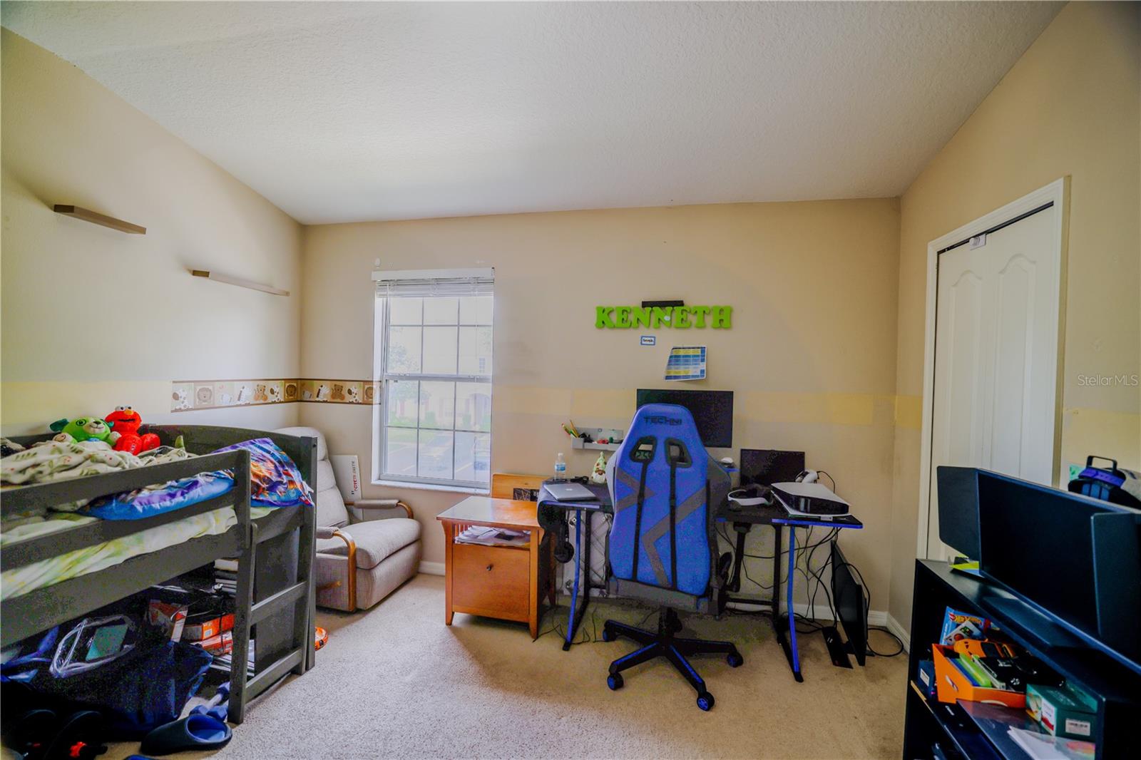 FISHHAWK RANCH TWNHMS PH - Residential