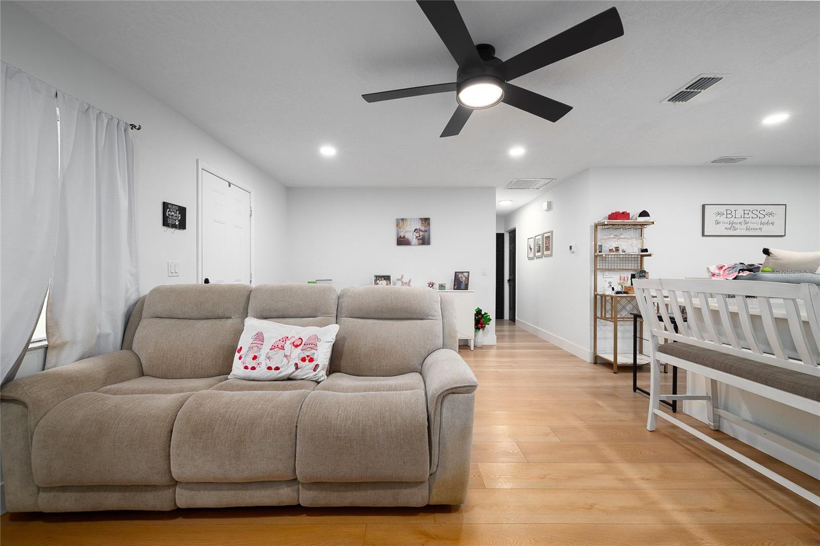 768 CALIFORNIA WOODS CIRCLE