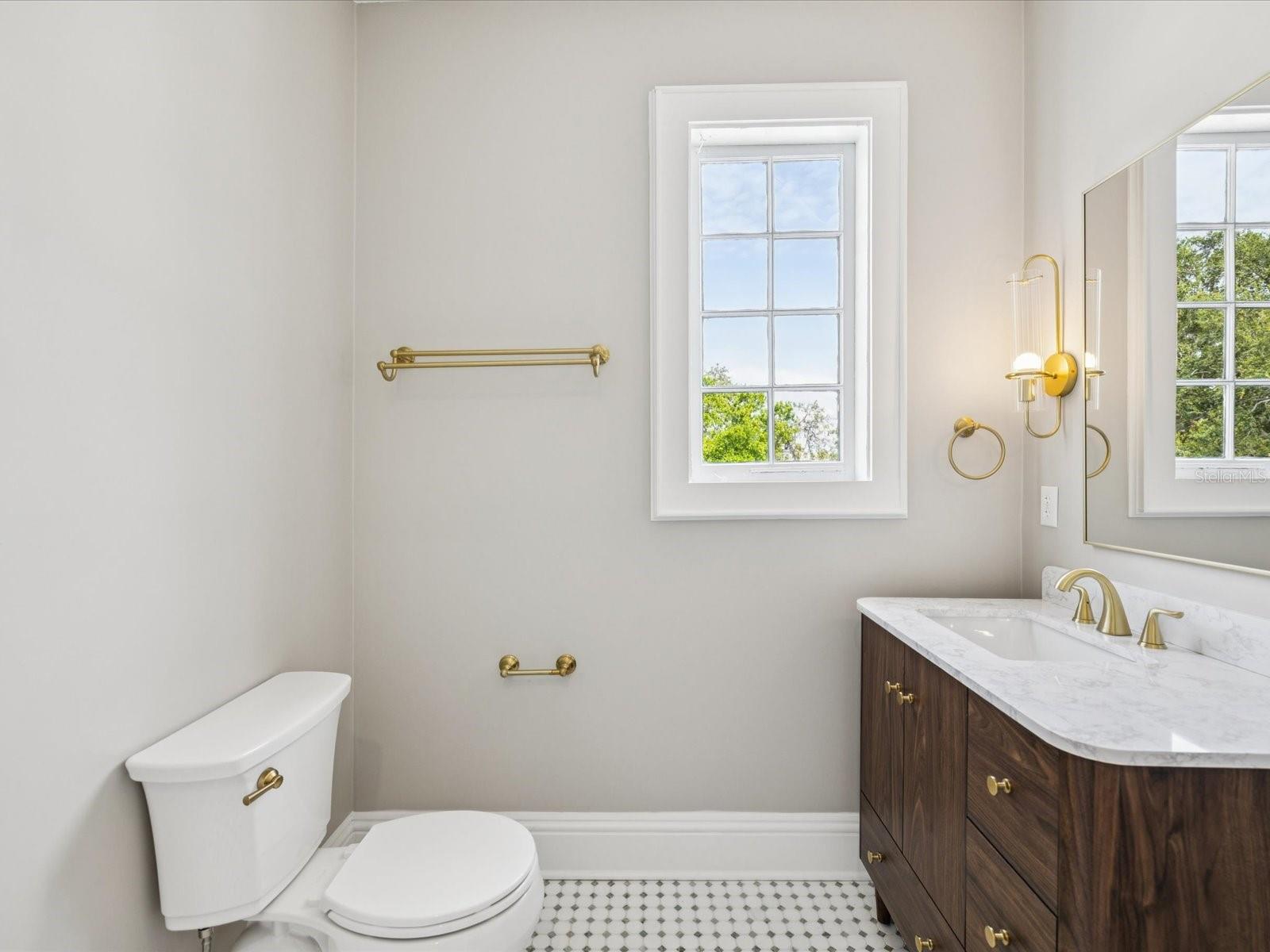 BELLEAIR ESTATES - Residential