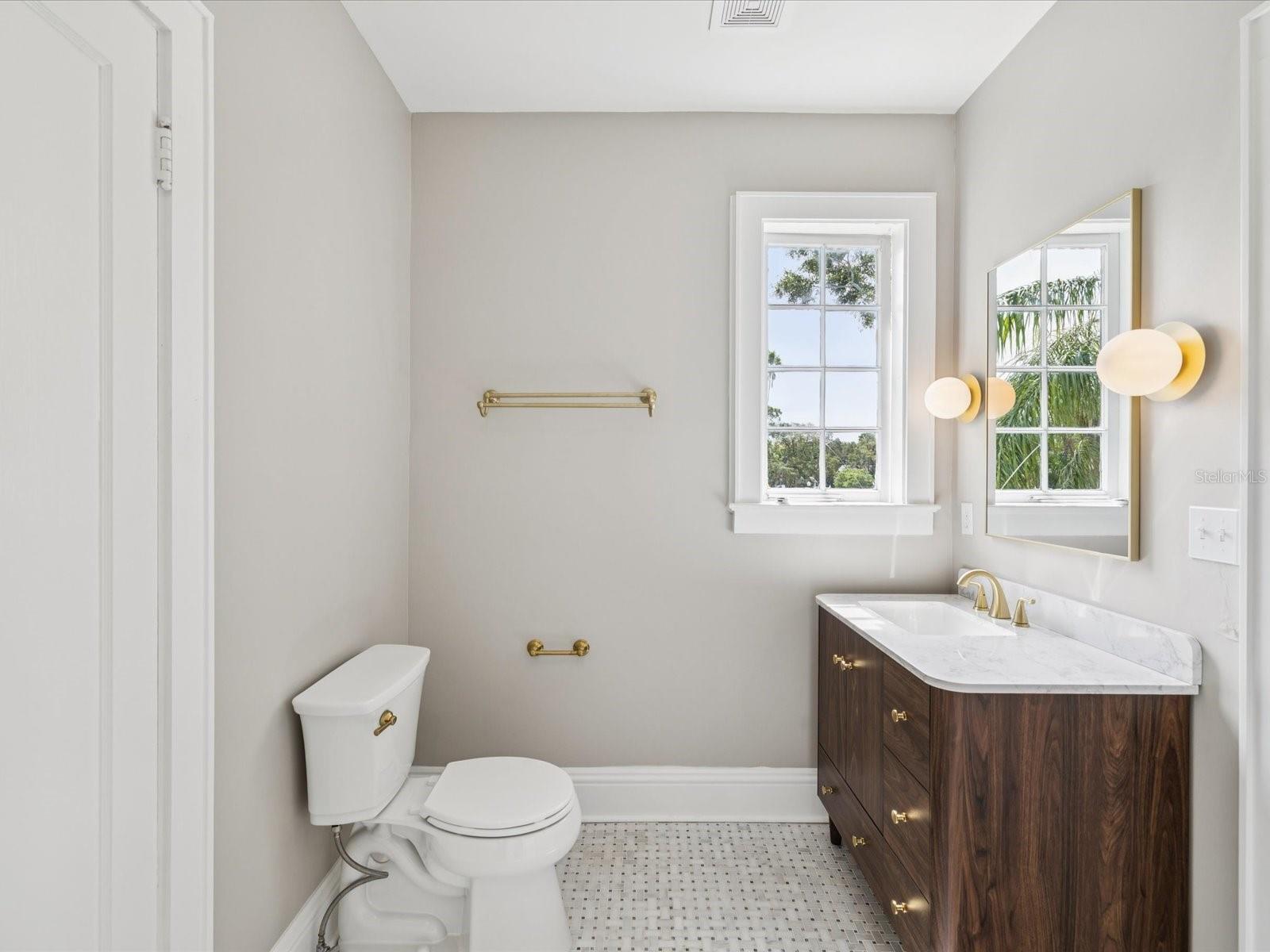 BELLEAIR ESTATES - Residential