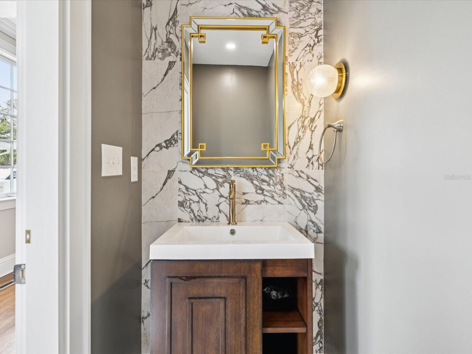 BELLEAIR ESTATES - Residential