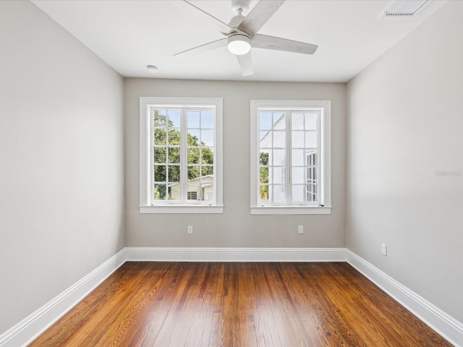 BELLEAIR ESTATES - Residential
