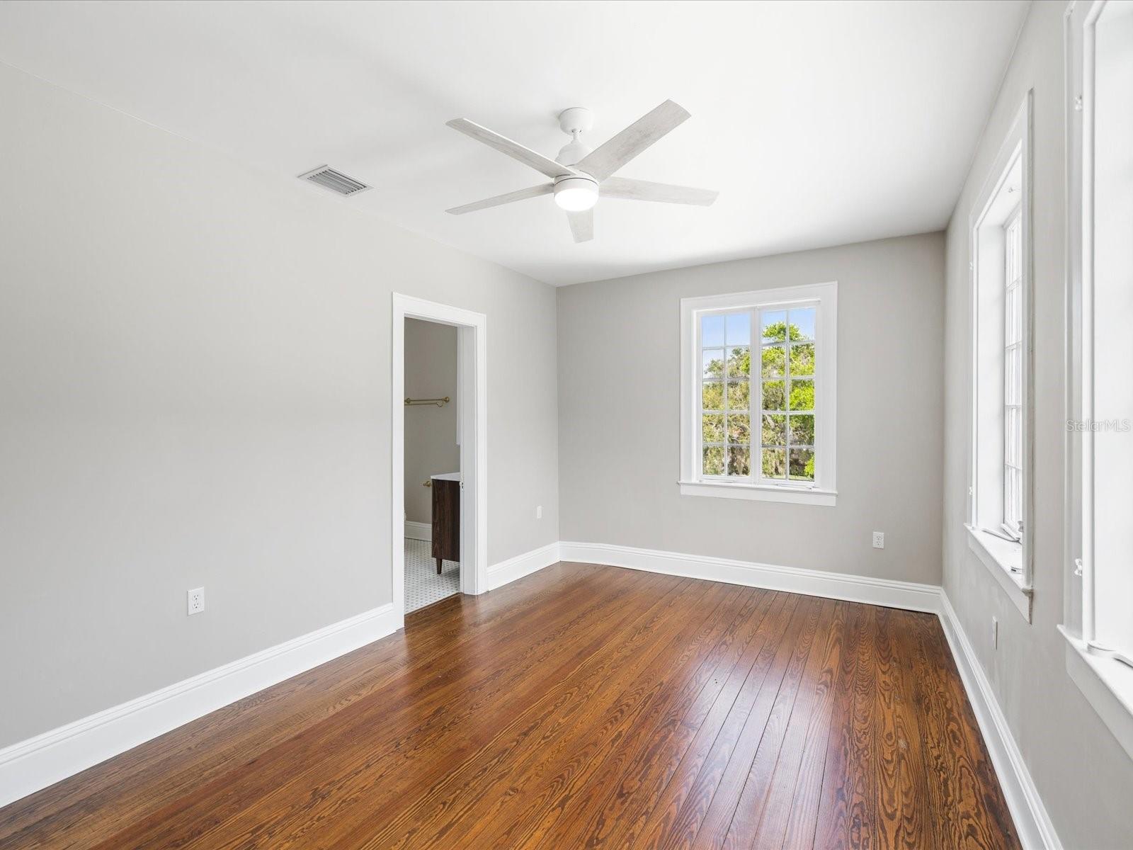 BELLEAIR ESTATES - Residential