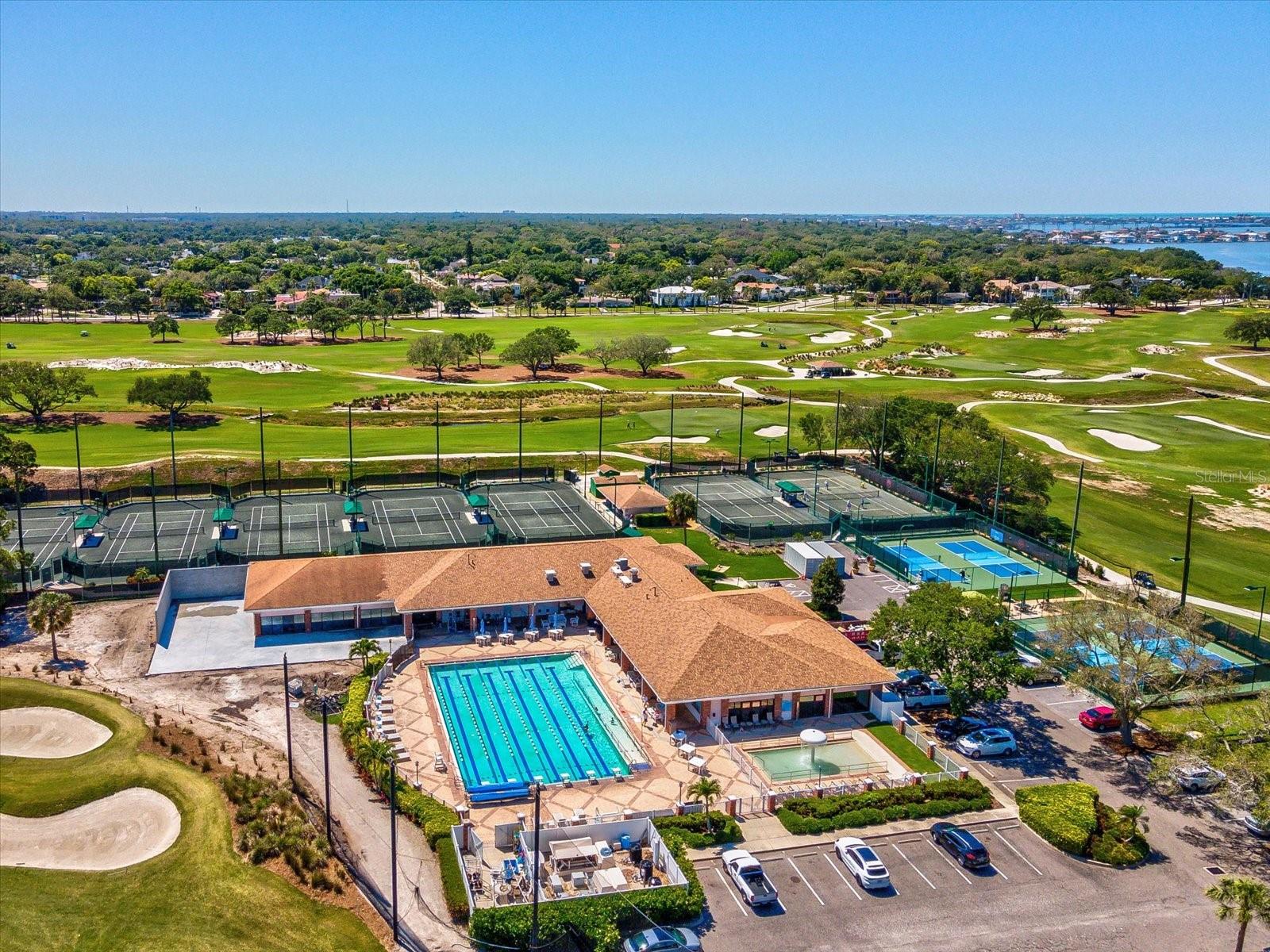 BELLEAIR ESTATES - Residential