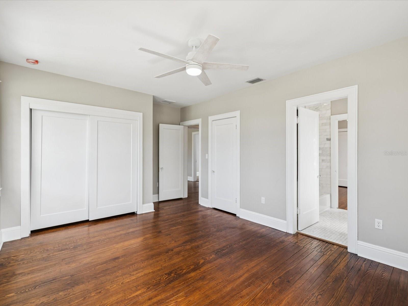 BELLEAIR ESTATES - Residential