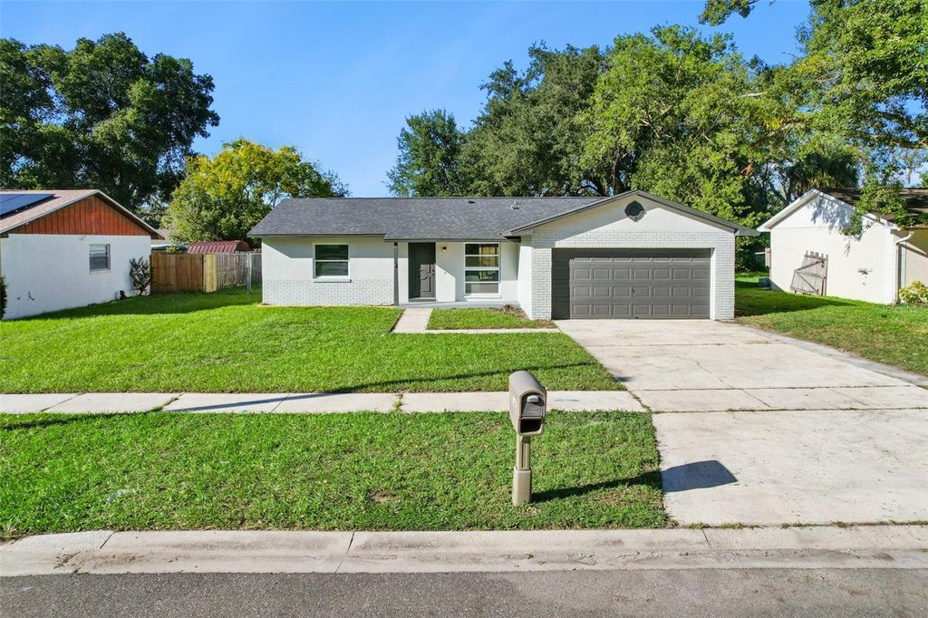 Photo of 5843 Hutton Drive, Orlando, FL 32808 (MLS # O6351106)