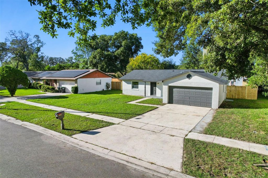 Photo of 5843 Hutton Drive, Orlando, FL 32808 (MLS # O6351106)