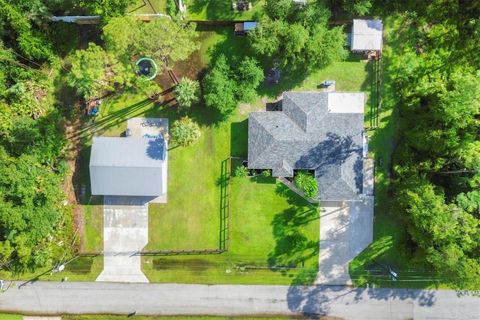 A home in NORTH PORT