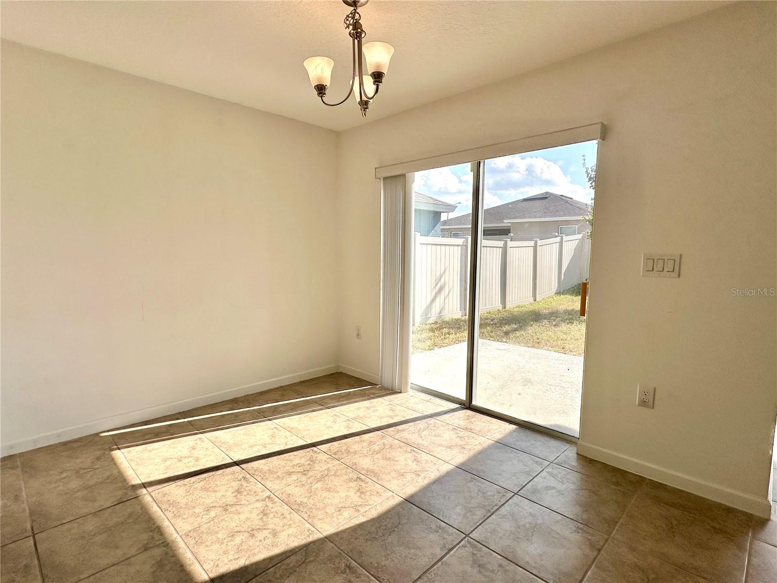 HAMMOCK RESERVE - Residential Lease