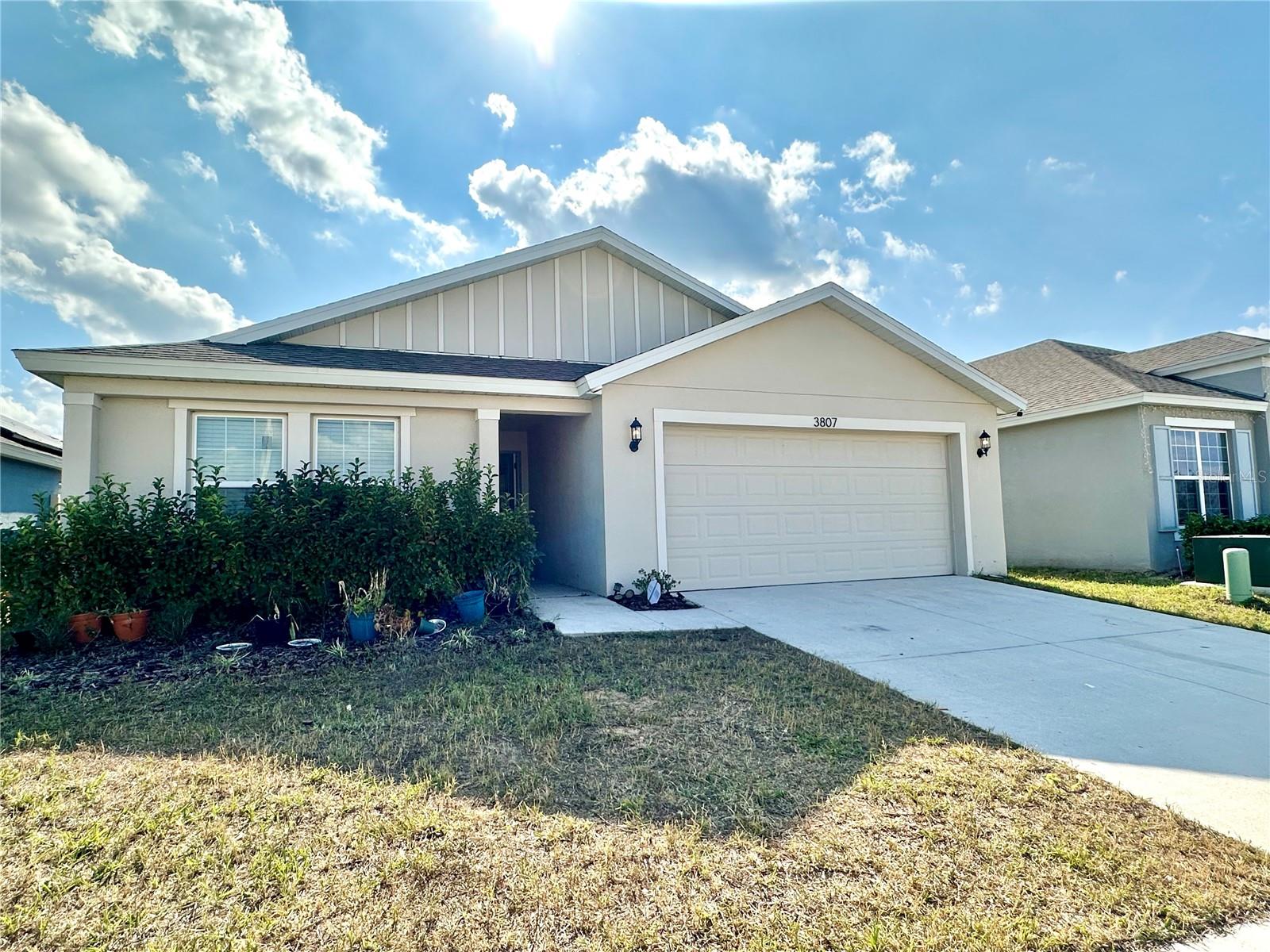 HAMMOCK RESERVE - Residential Lease