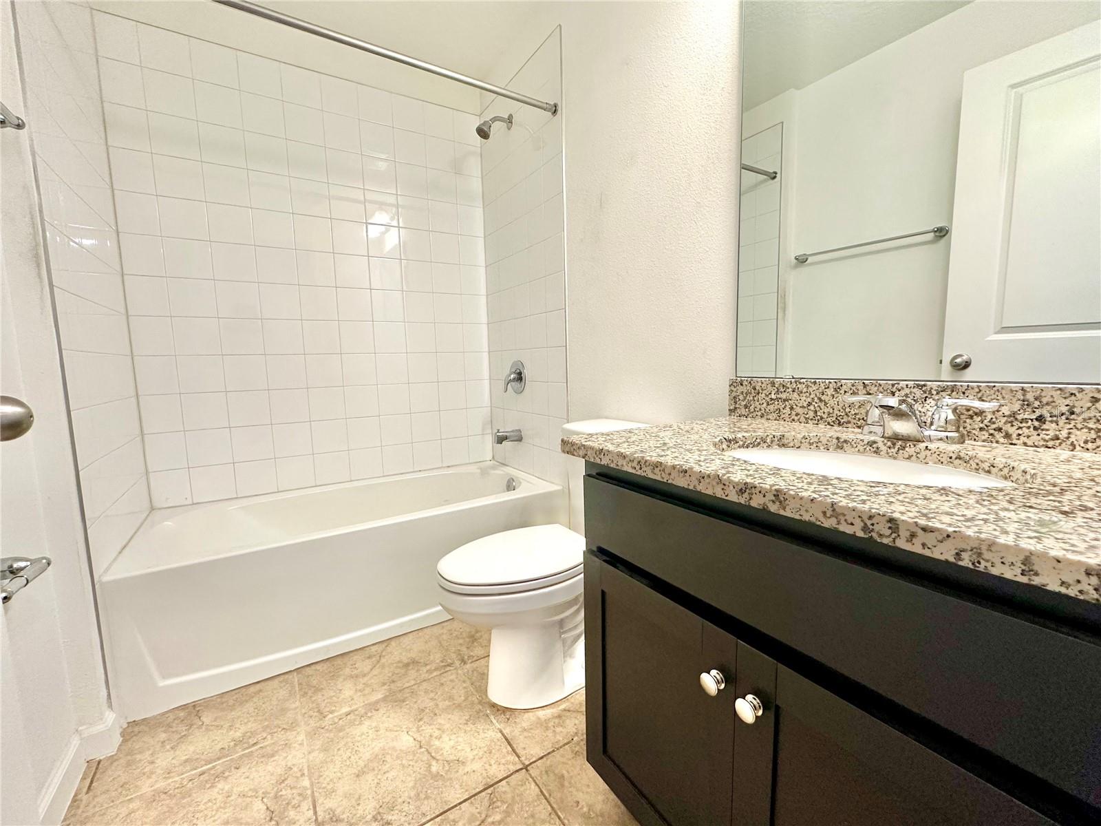 HAMMOCK RESERVE - Residential Lease