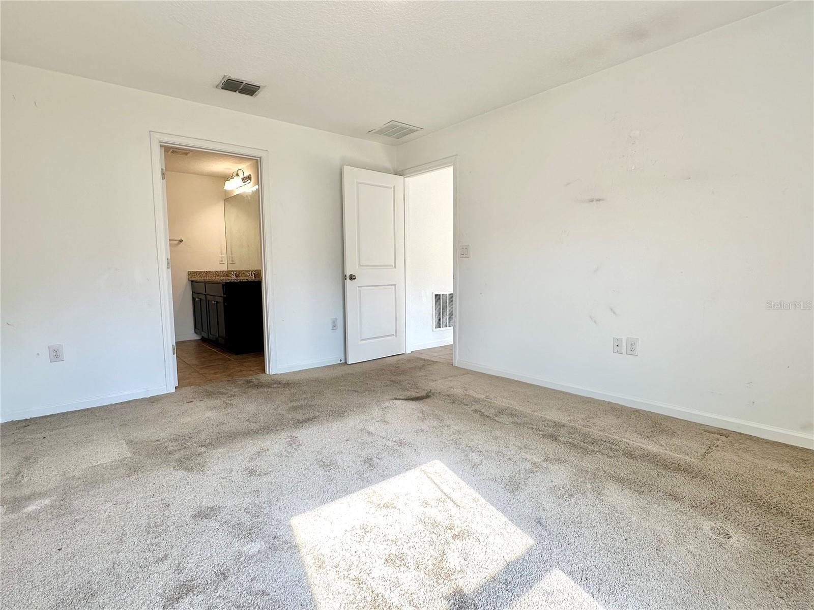 HAMMOCK RESERVE - Residential Lease