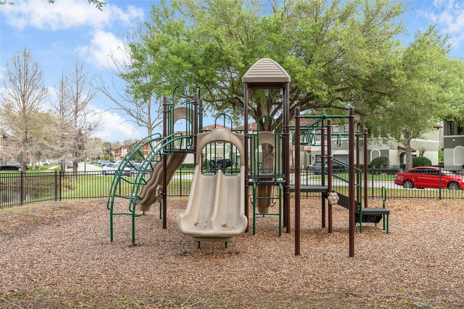 TIVOLI GARDENS - Residential