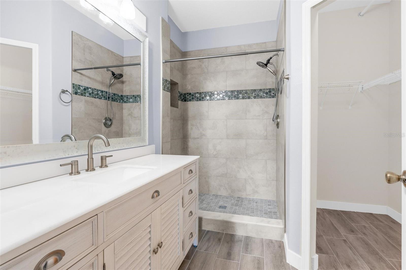 TIVOLI GARDENS - Residential