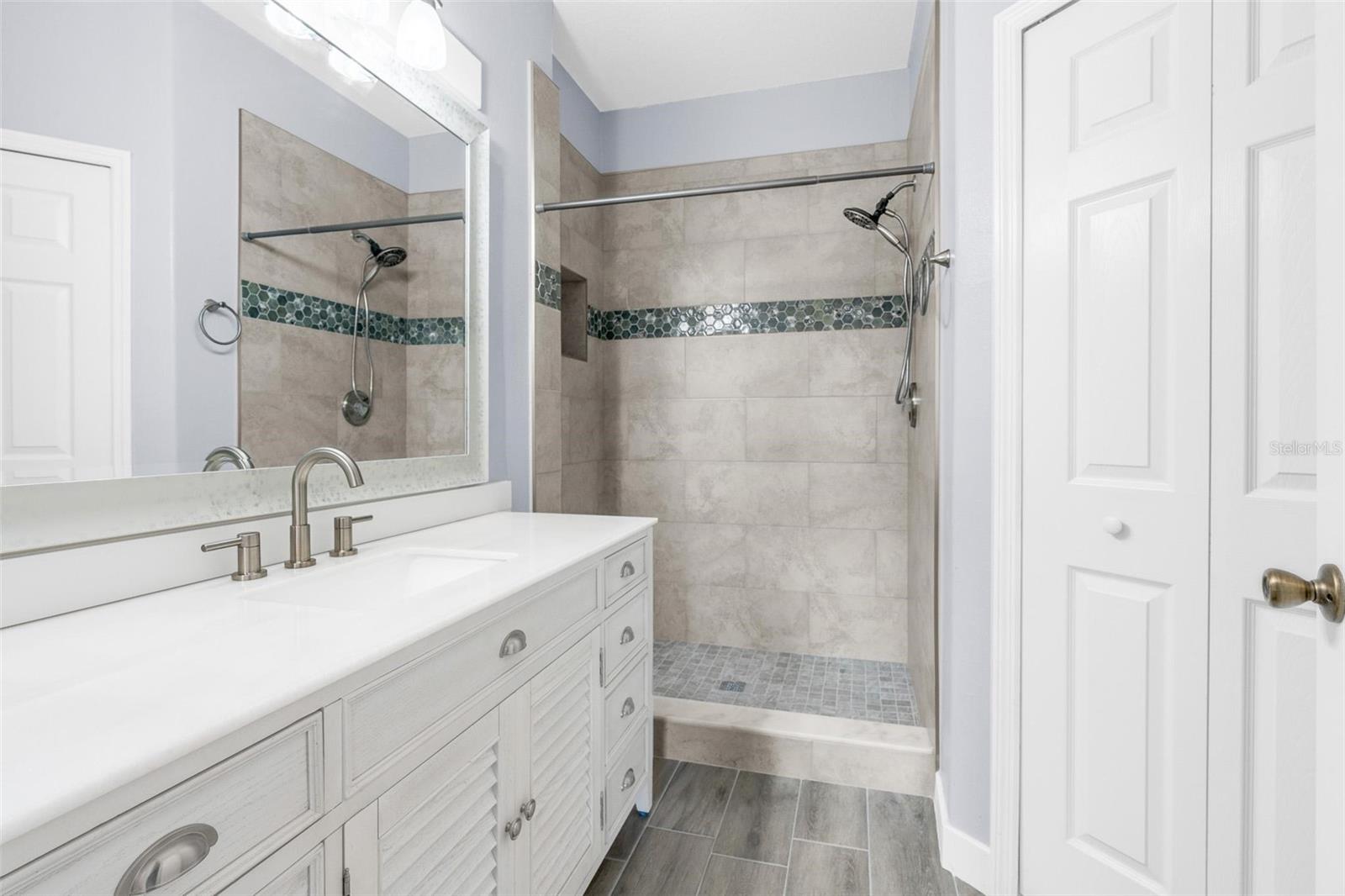 TIVOLI GARDENS - Residential