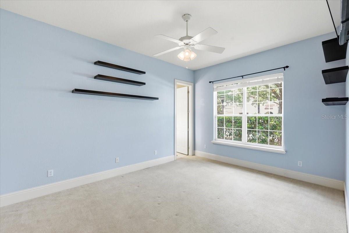 KEENES POINTE - Residential