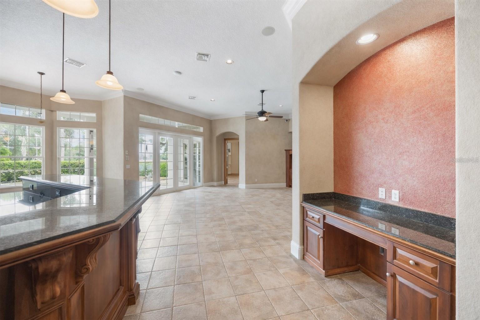 KEENES POINTE - Residential