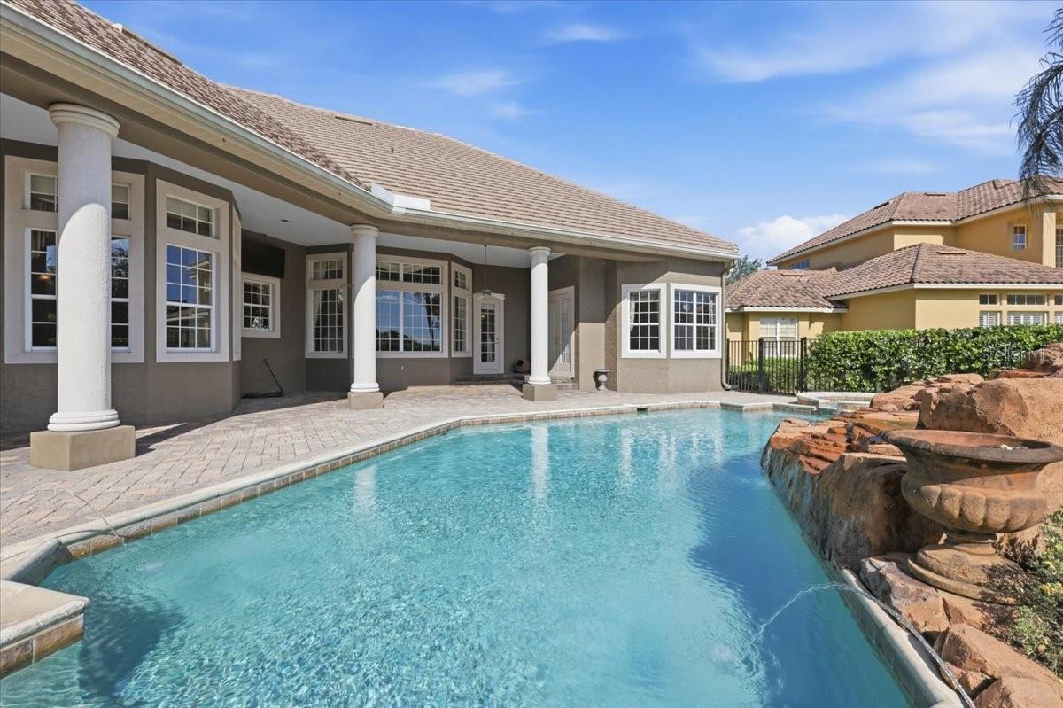 KEENES POINTE - Residential