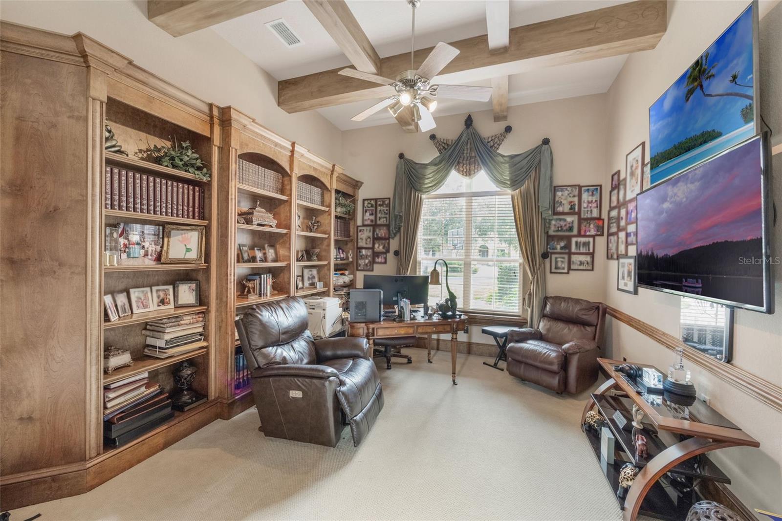 KEENES POINTE - Residential