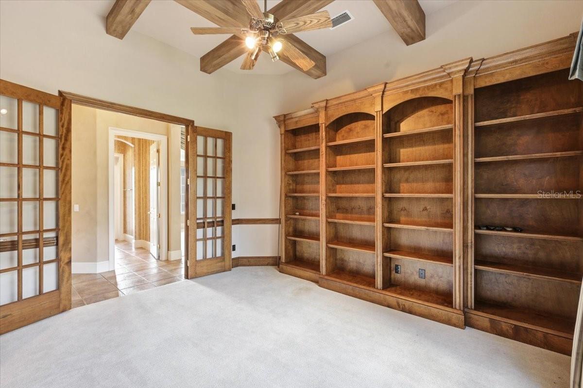 KEENES POINTE - Residential