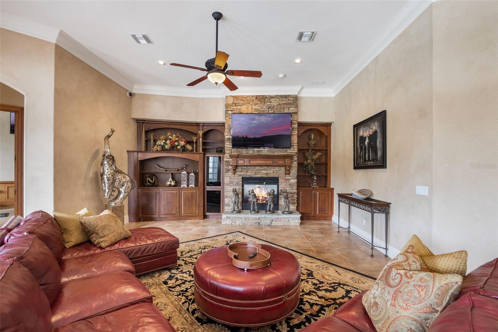 KEENES POINTE - Residential