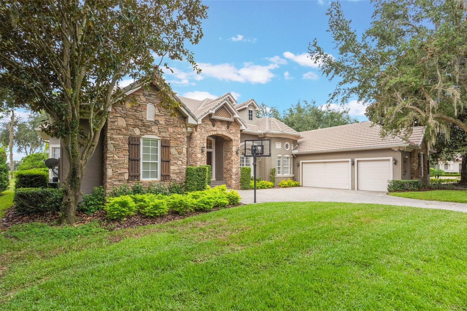 KEENES POINTE - Residential