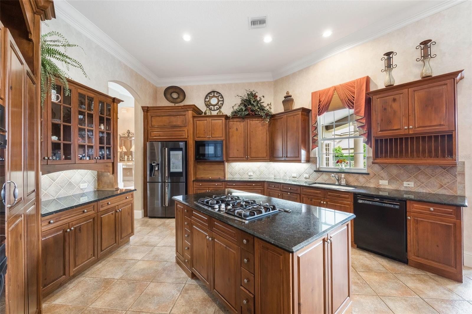 KEENES POINTE - Residential