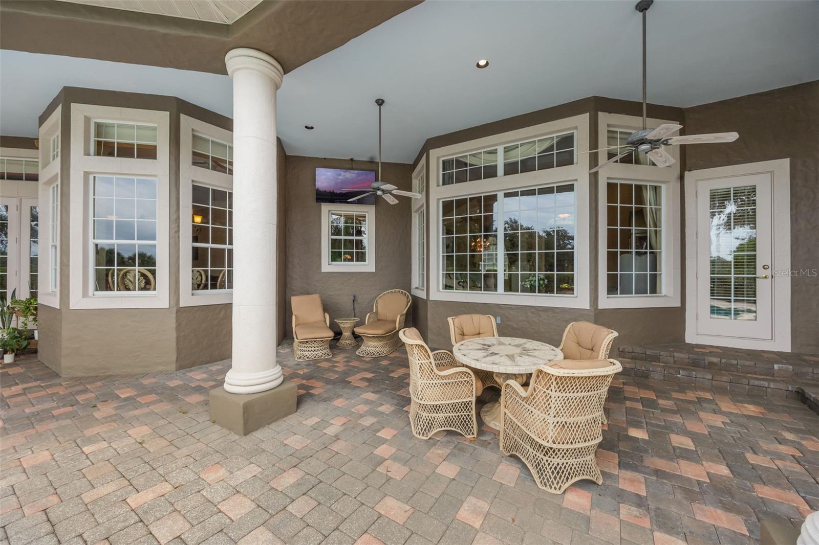 KEENES POINTE - Residential