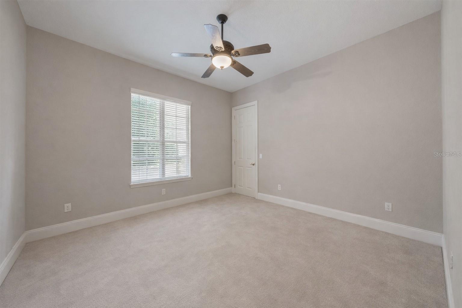 KEENES POINTE - Residential