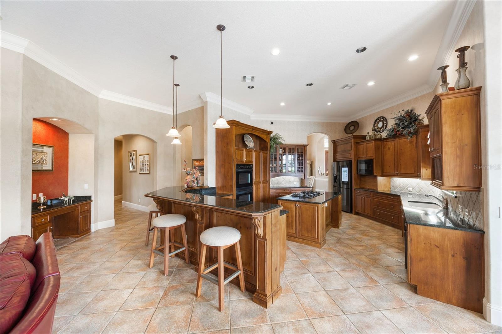 KEENES POINTE - Residential