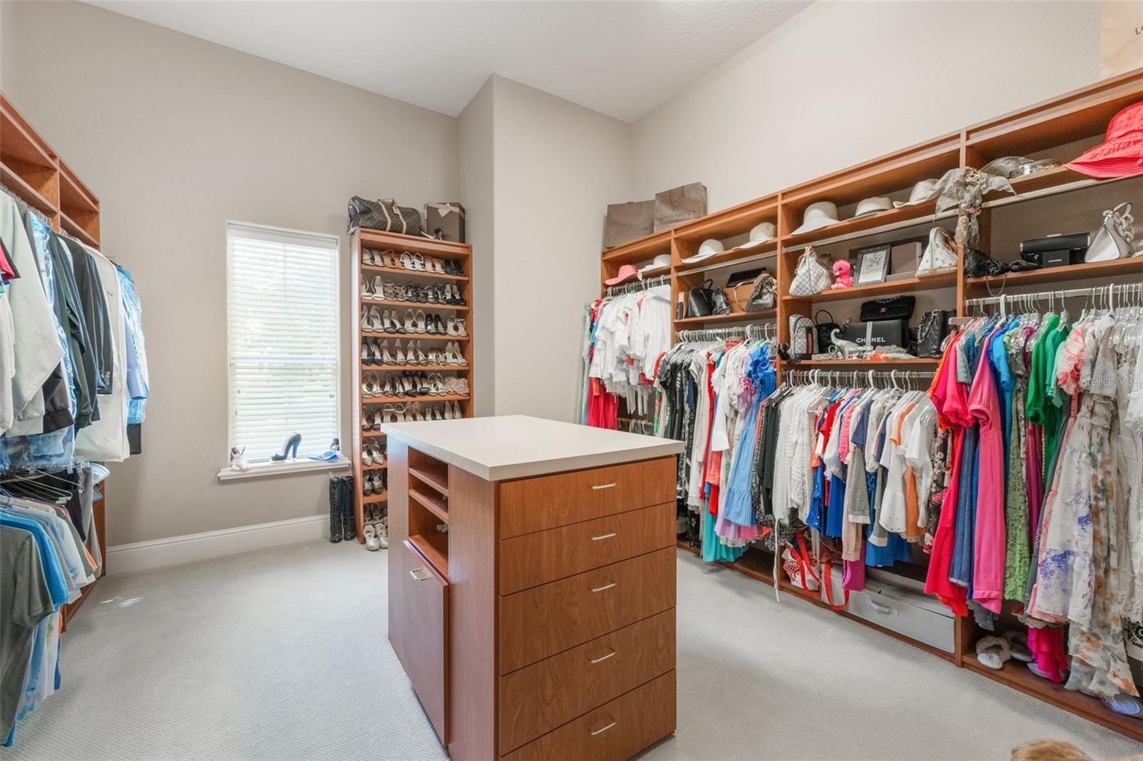 KEENES POINTE - Residential