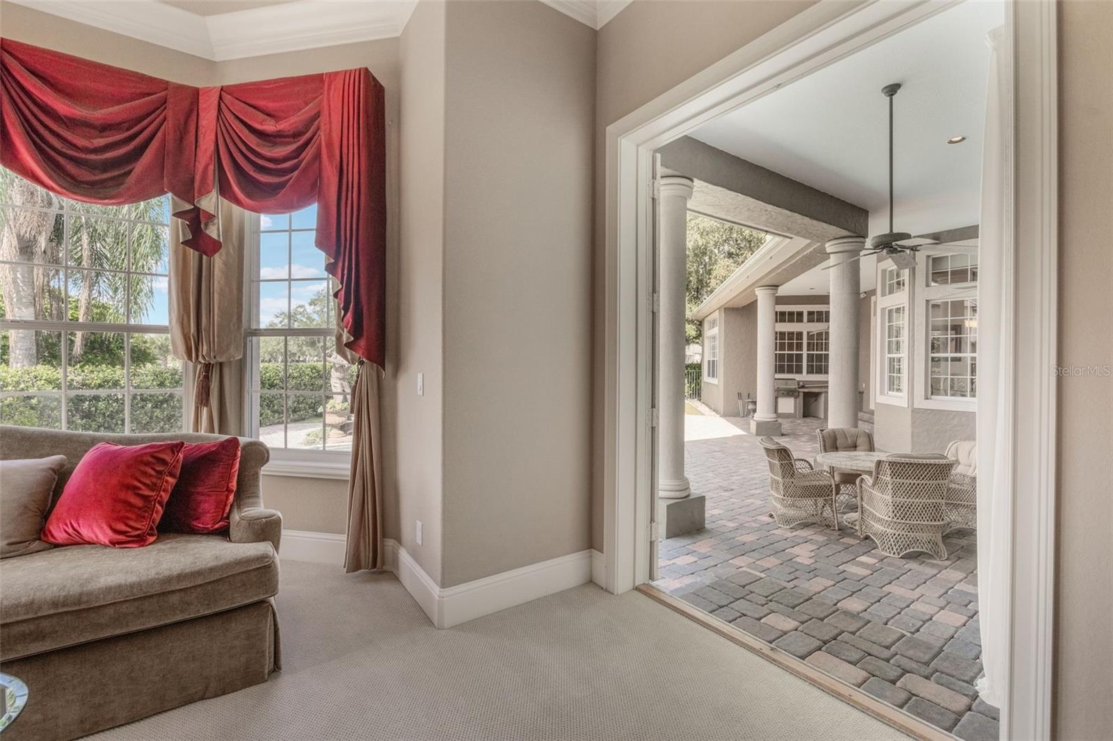 KEENES POINTE - Residential