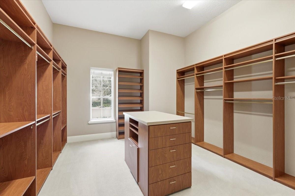 KEENES POINTE - Residential