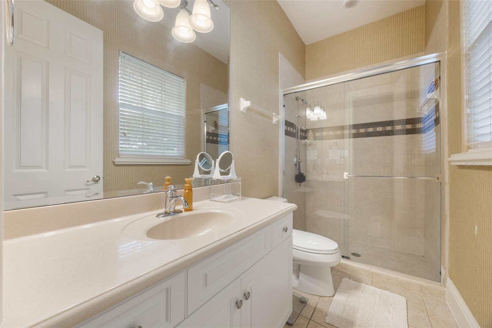 KEENES POINTE - Residential