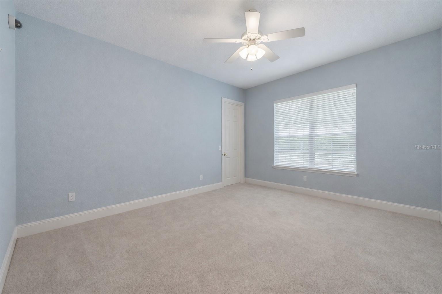 KEENES POINTE - Residential