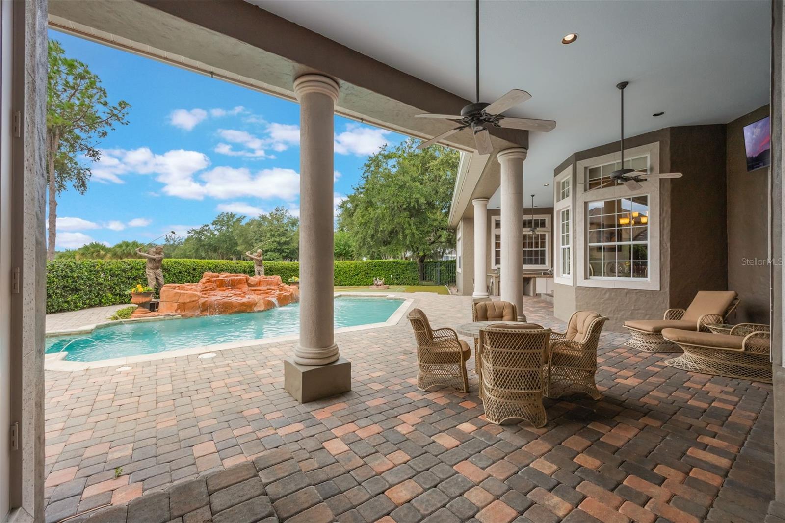 KEENES POINTE - Residential