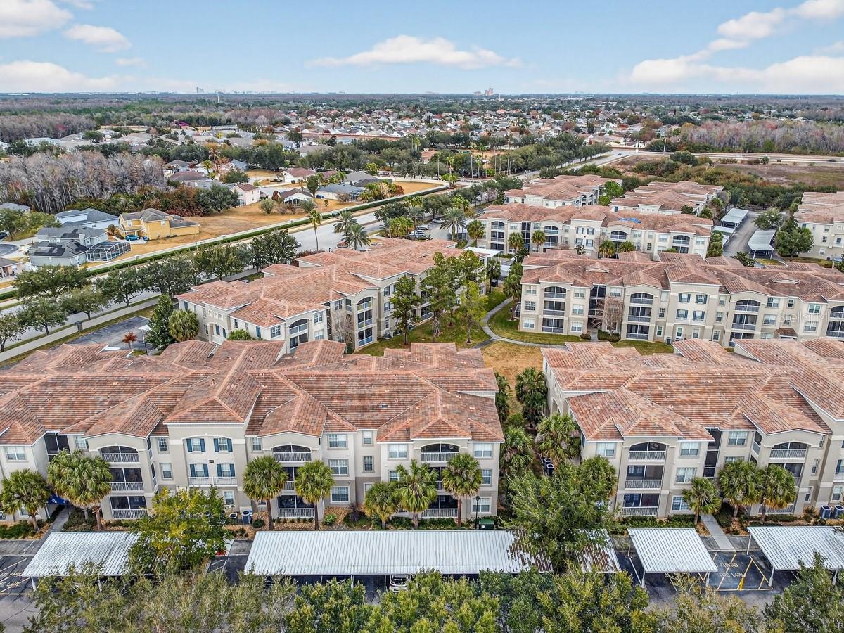 3025 GREYSTONE LOOP 207