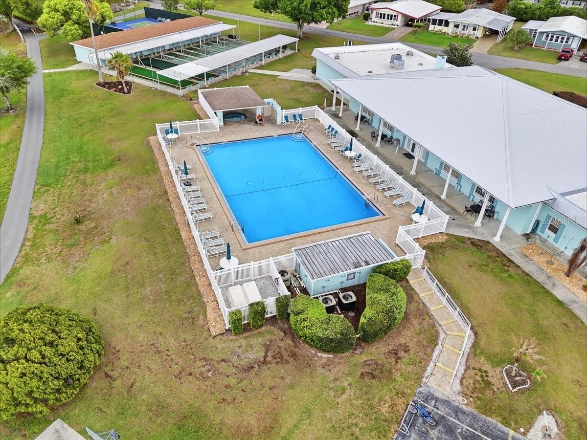 FOXWOOD LAKE ESTATES - Residential