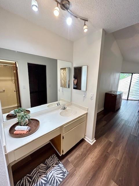 FORESTWOOD - Residential