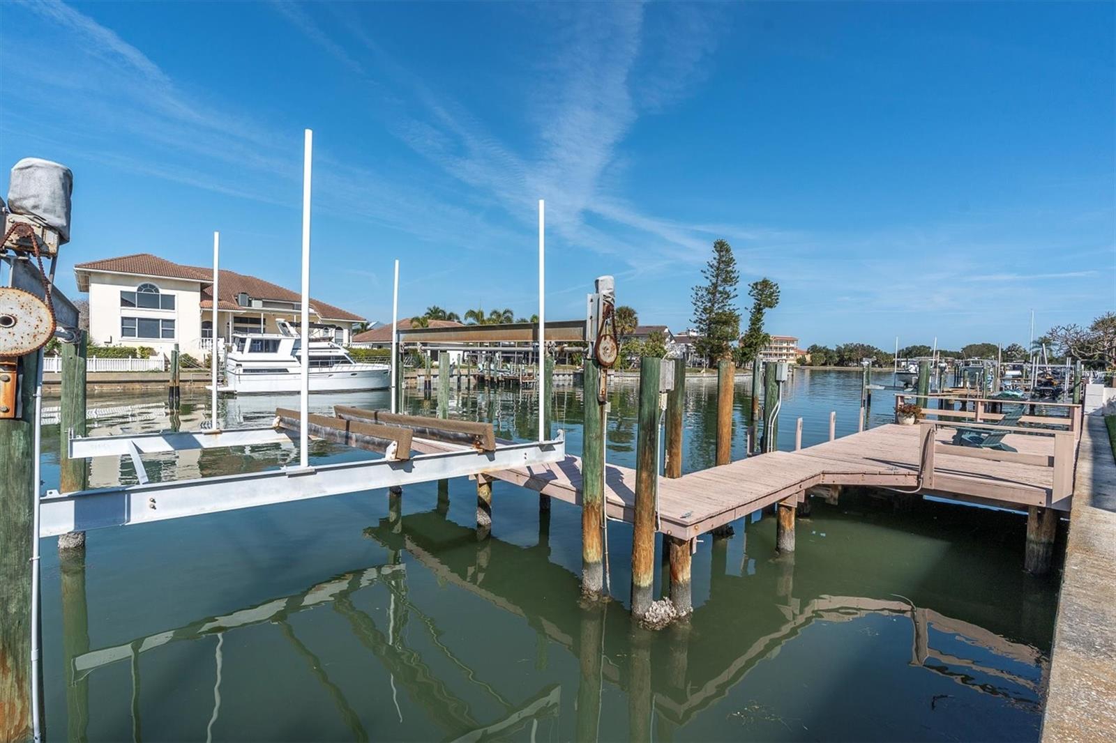 BAYWAY ISLES - Residential