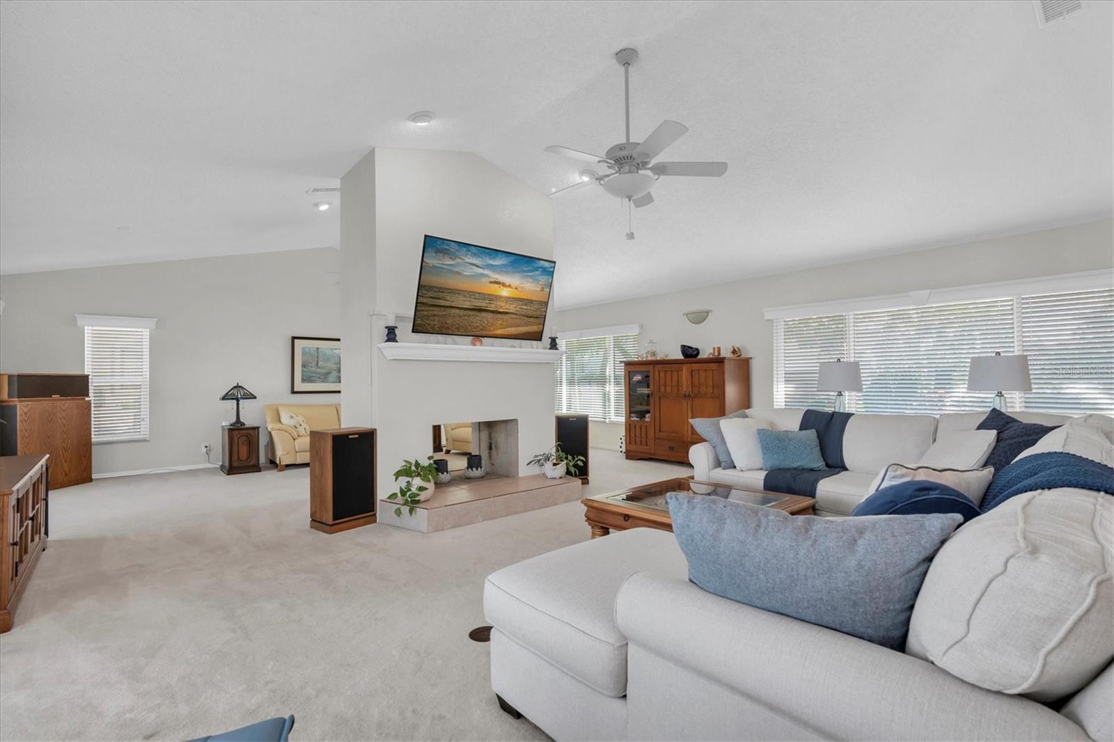 BAYWAY ISLES - Residential