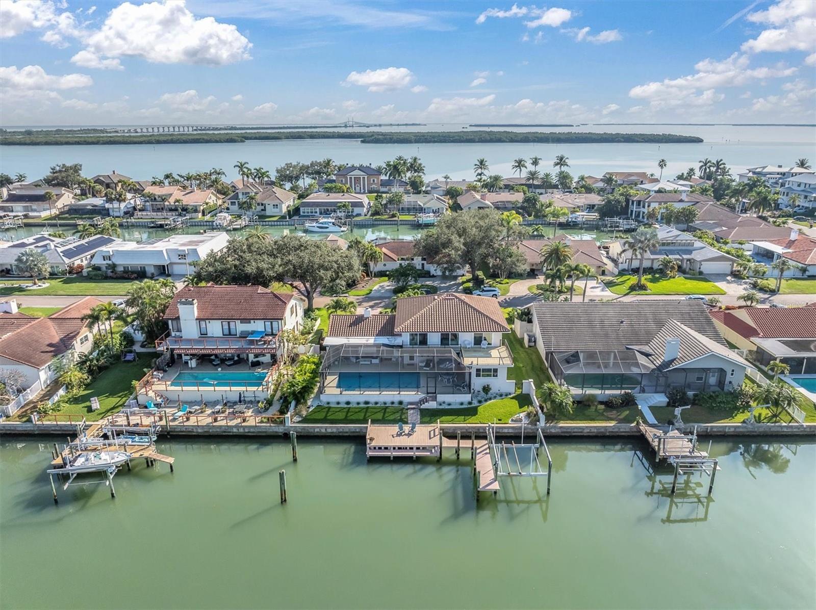 BAYWAY ISLES - Residential