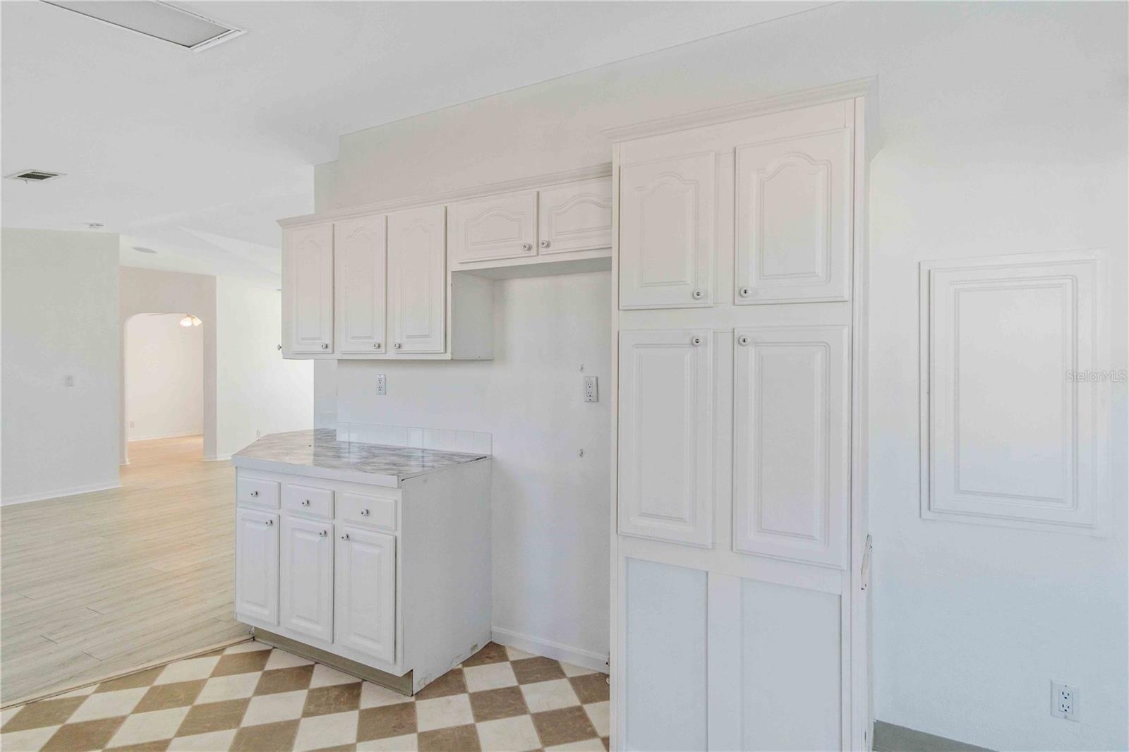 HARBOR COVE - Residential