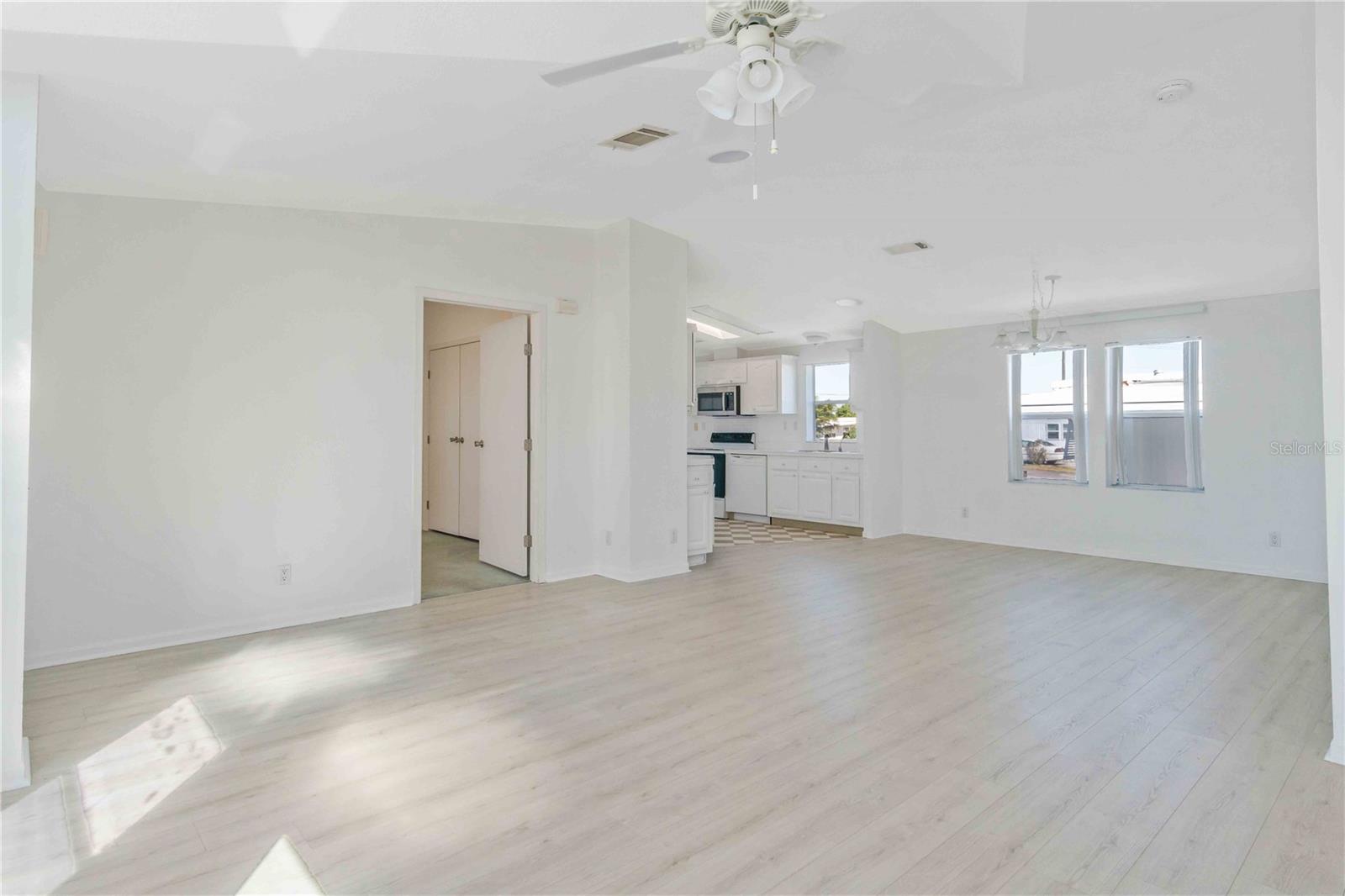 HARBOR COVE - Residential