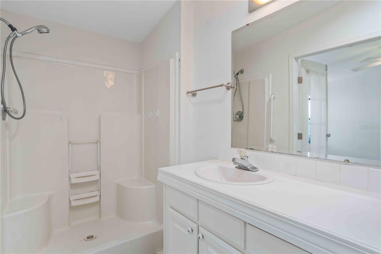 HARBOR COVE - Residential