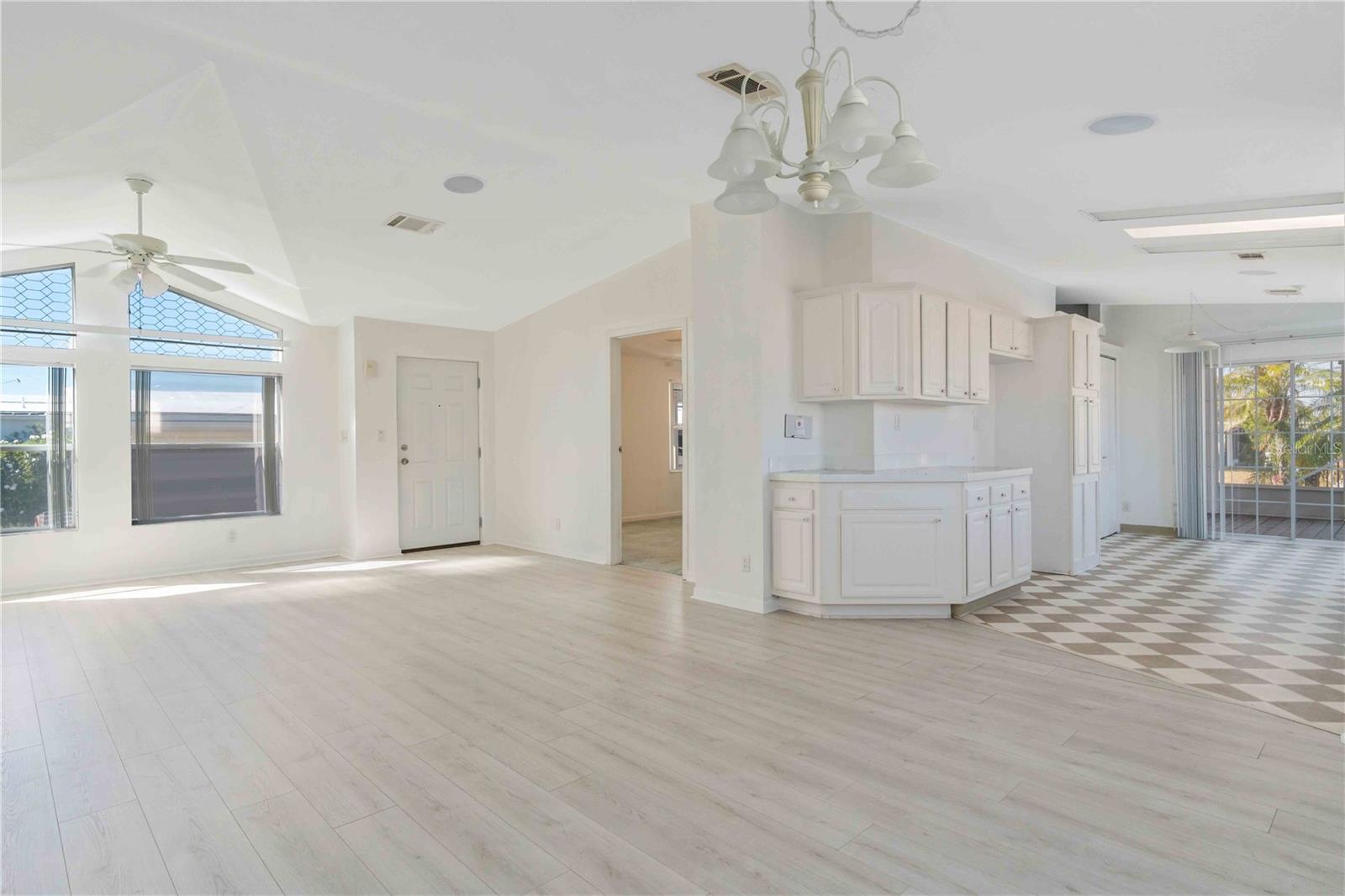 HARBOR COVE - Residential